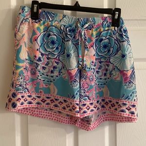 lilly pulitzer shorts, size xl